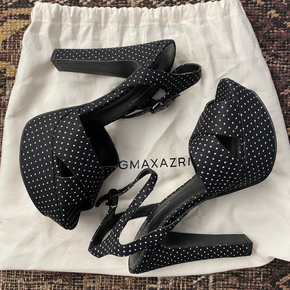 BCBGENERATION Polka Pot Platform Sandals